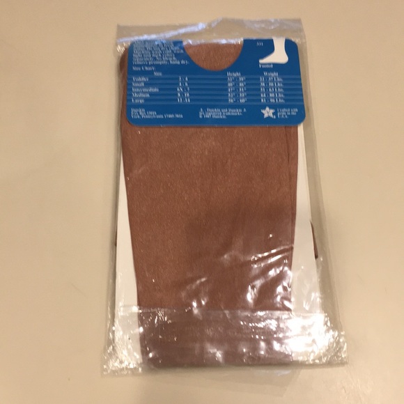 Danskin shimmery tights size 6X-7 New Free if bundled with a purchase - Picture 2 of 3